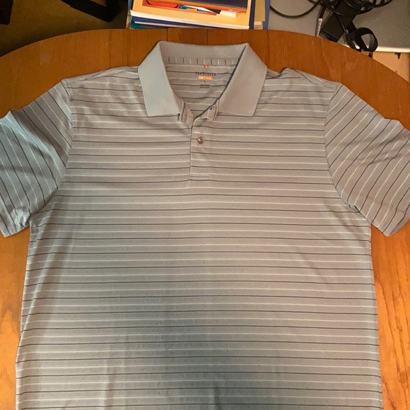 Brand new polo. - Picture 1 of 3